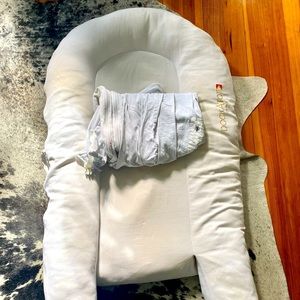 Dock-a-tot grand with extra cover.